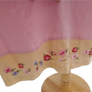 Vintage Y2K GAP pink linen with flower embroidered yellow hem